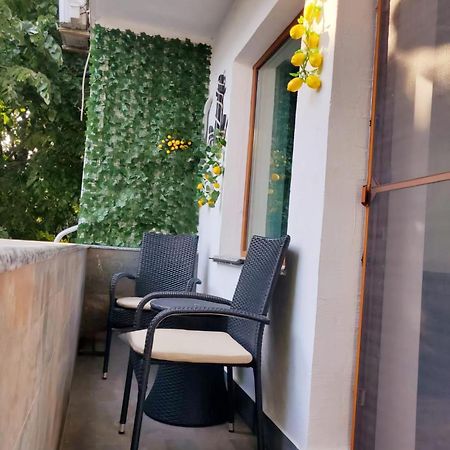 Lemon Breeze Apartment Constanta Exterior photo